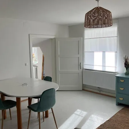 Cozy In Old Pfarrhaus Apartment